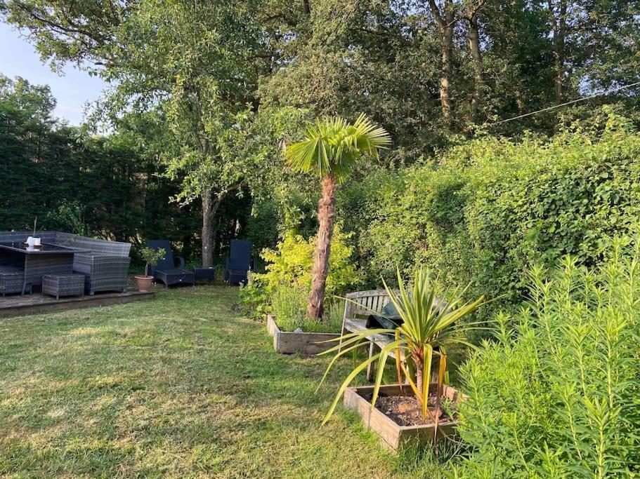 Edwardian Cottage In Beautiful Surroundings With Hot Tub Slinfold Exterior foto